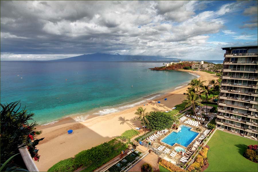 Privately owned condo #1156 at the Whaler, Maui's luxury on the beach of Kaanapali.