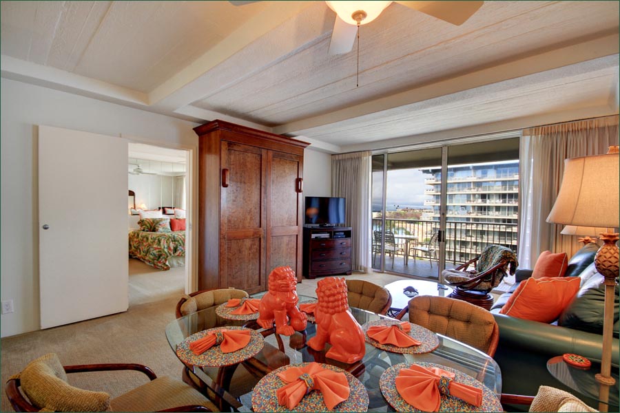 The Whaler beach condo includes telephone, flat-screen TV/entertainment system, queen sleeper an unforgettable trade breeze.